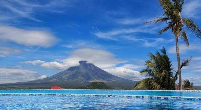 The Oriental Hotel Legazpi Exterior foto