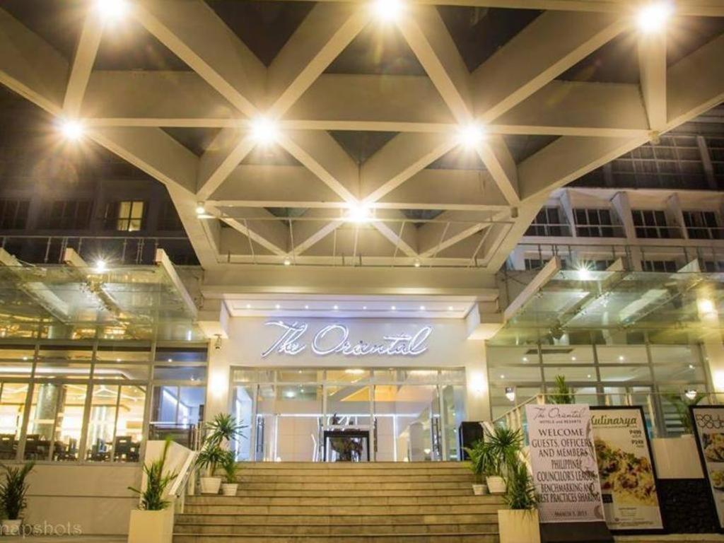 The Oriental Hotel Legazpi Exterior foto